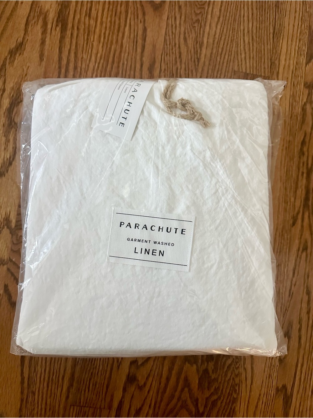 Parachute White Linen Cover - Full/Queen